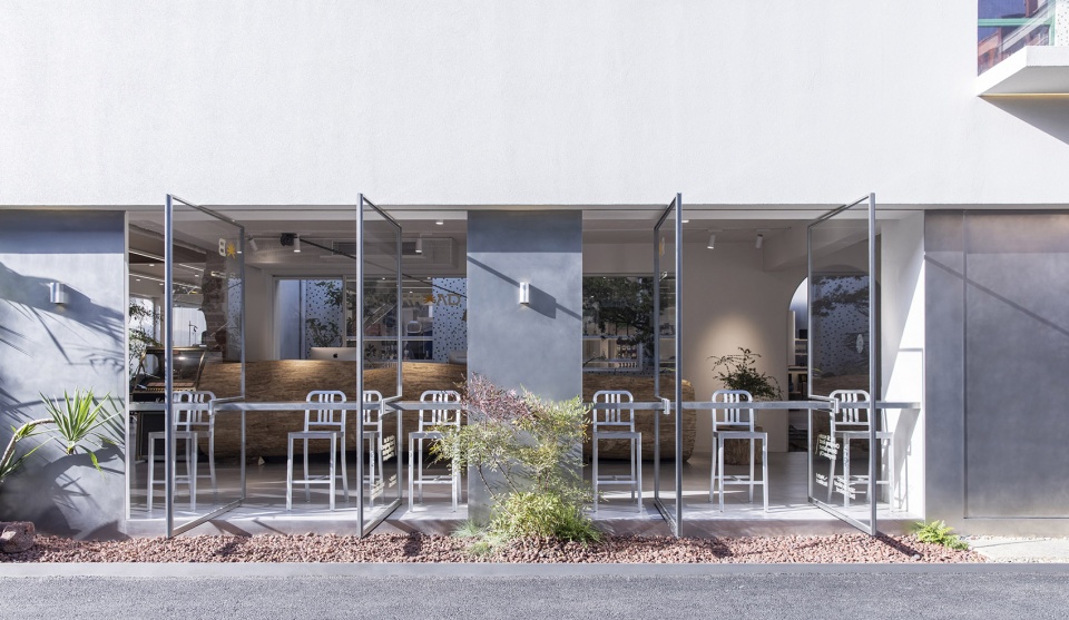 杭州观堂设计 | BACKROAD 户外集合店,老厂房的新生与多元空间-48