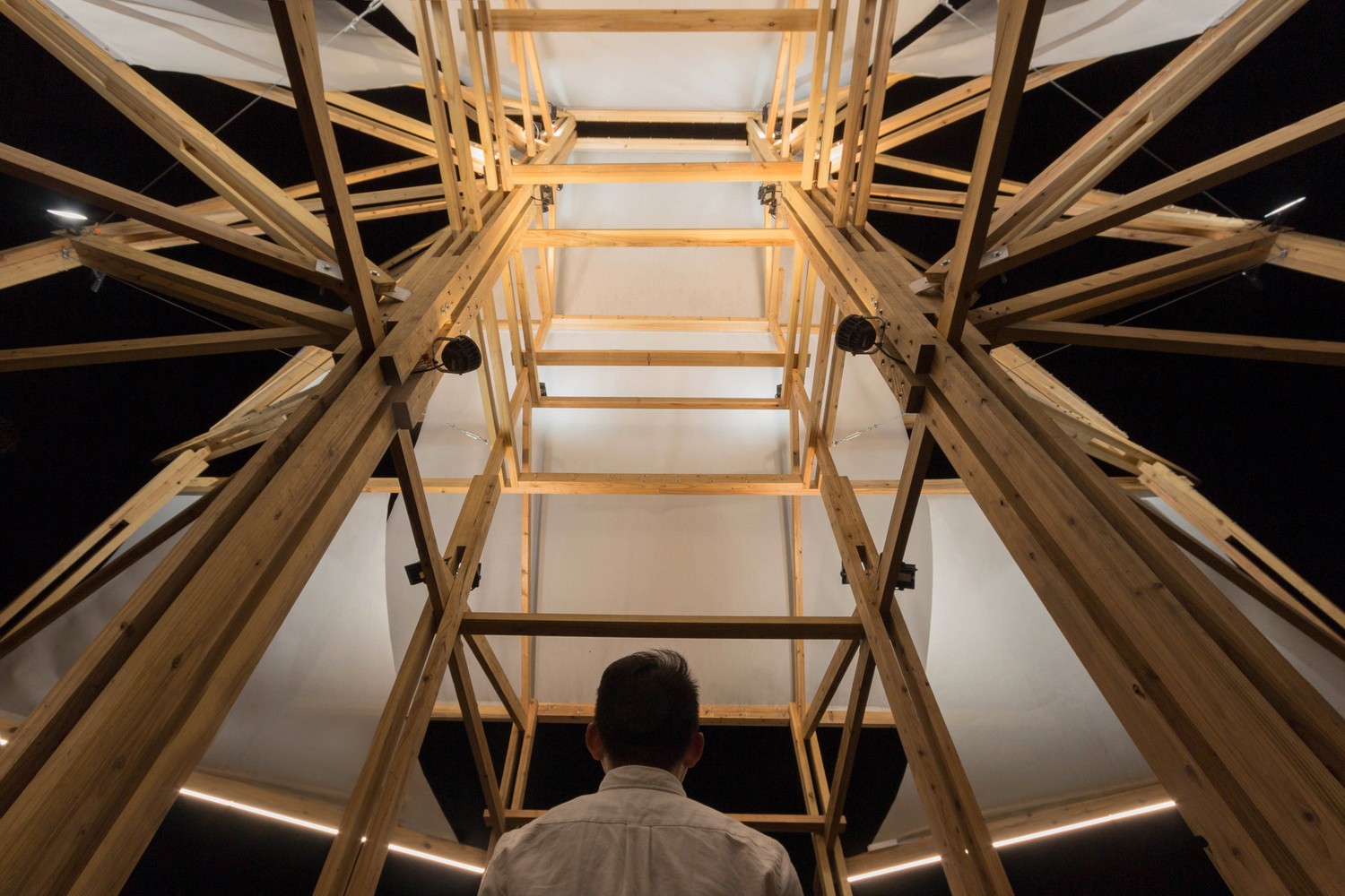 实木船帆构筑农渔城镇繁荣景象-22