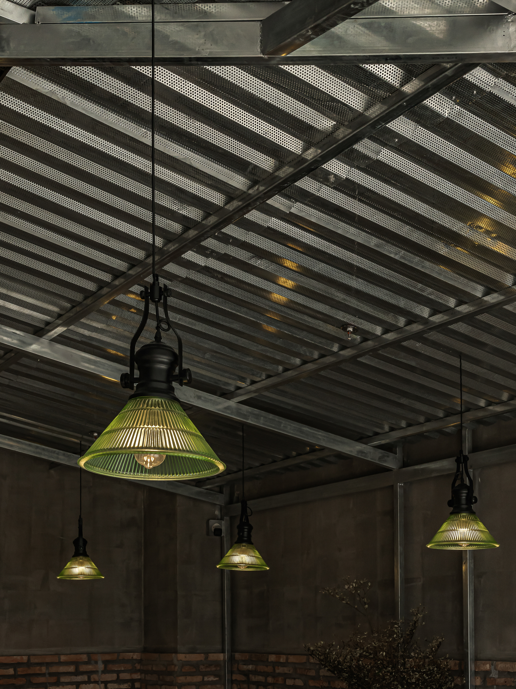 安谧光影咖啡馆 丨越南胡志明市丨xưởng xép-33