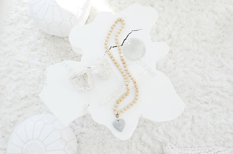 加拿大纯白温馨乡村别墅-6