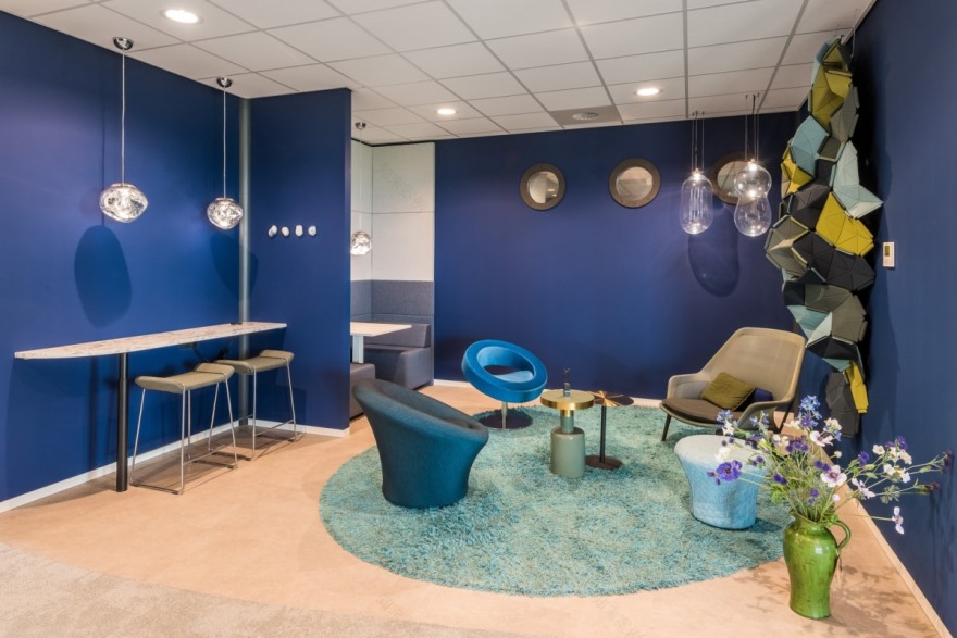 荷兰 Westzaan 的 GZ OfficeXperience 陈列室——现代办公空间的绿色演绎-20