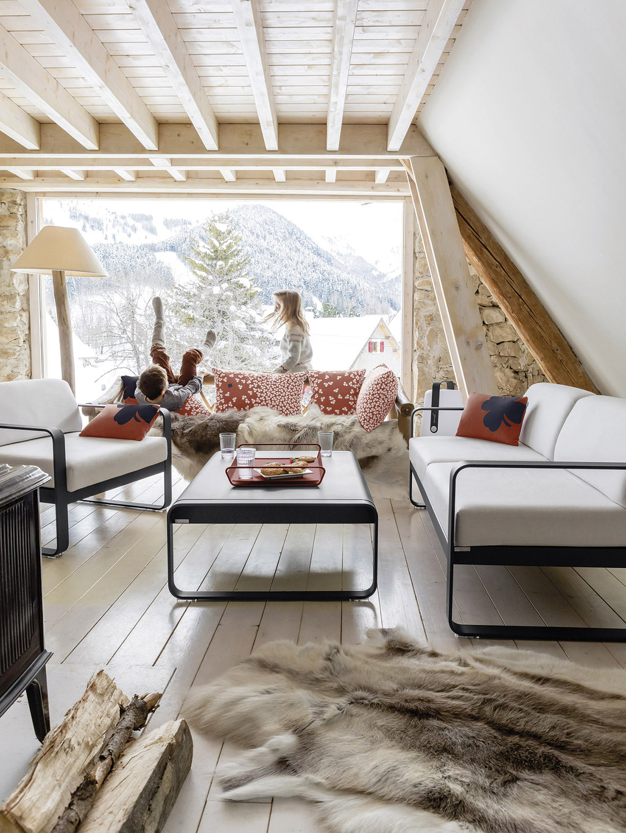 色彩大师 Fermob 的四季 Moodboards 助力户外设计-13