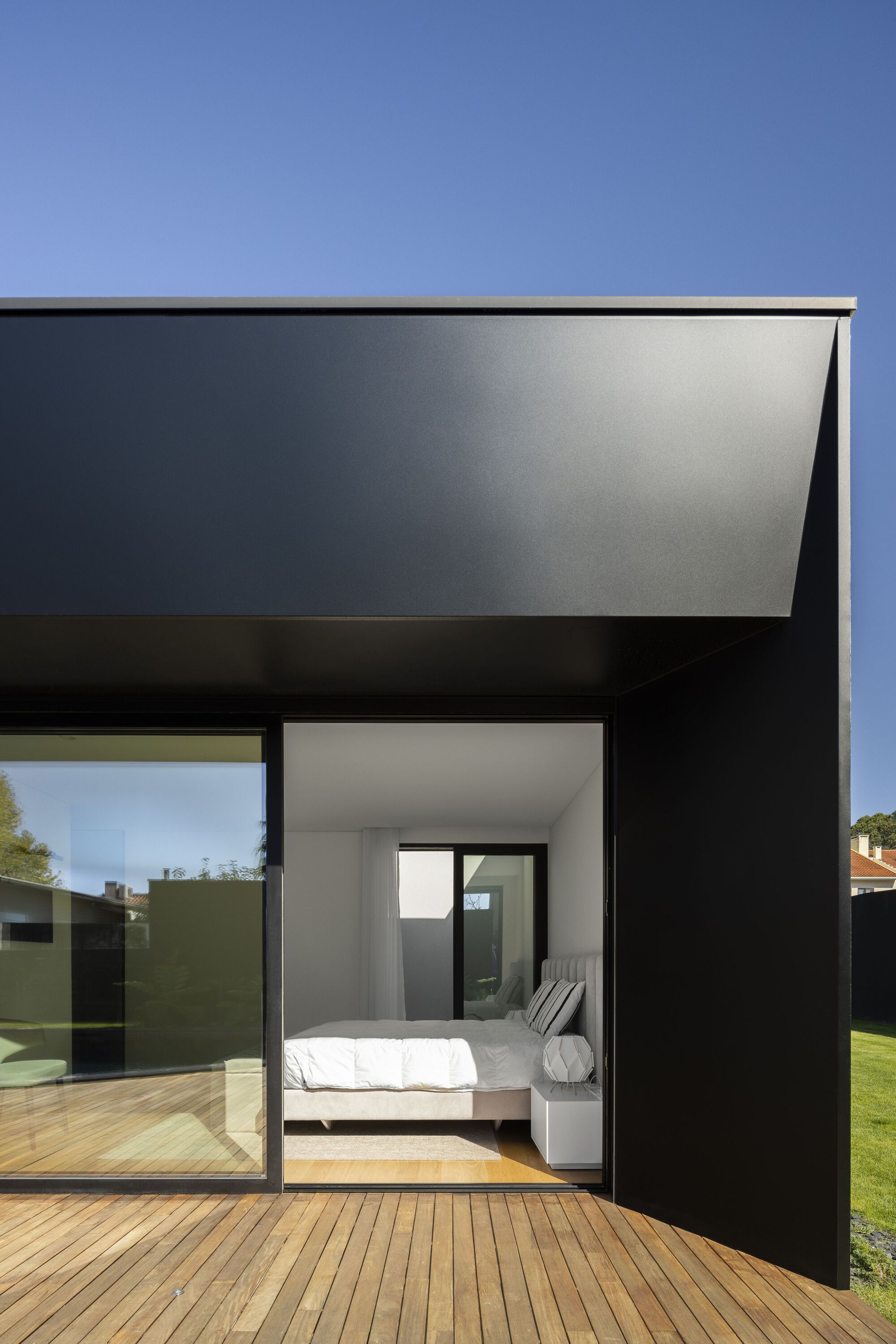 倾斜房屋丨葡萄牙丨MUTANT Architecture & Design-16