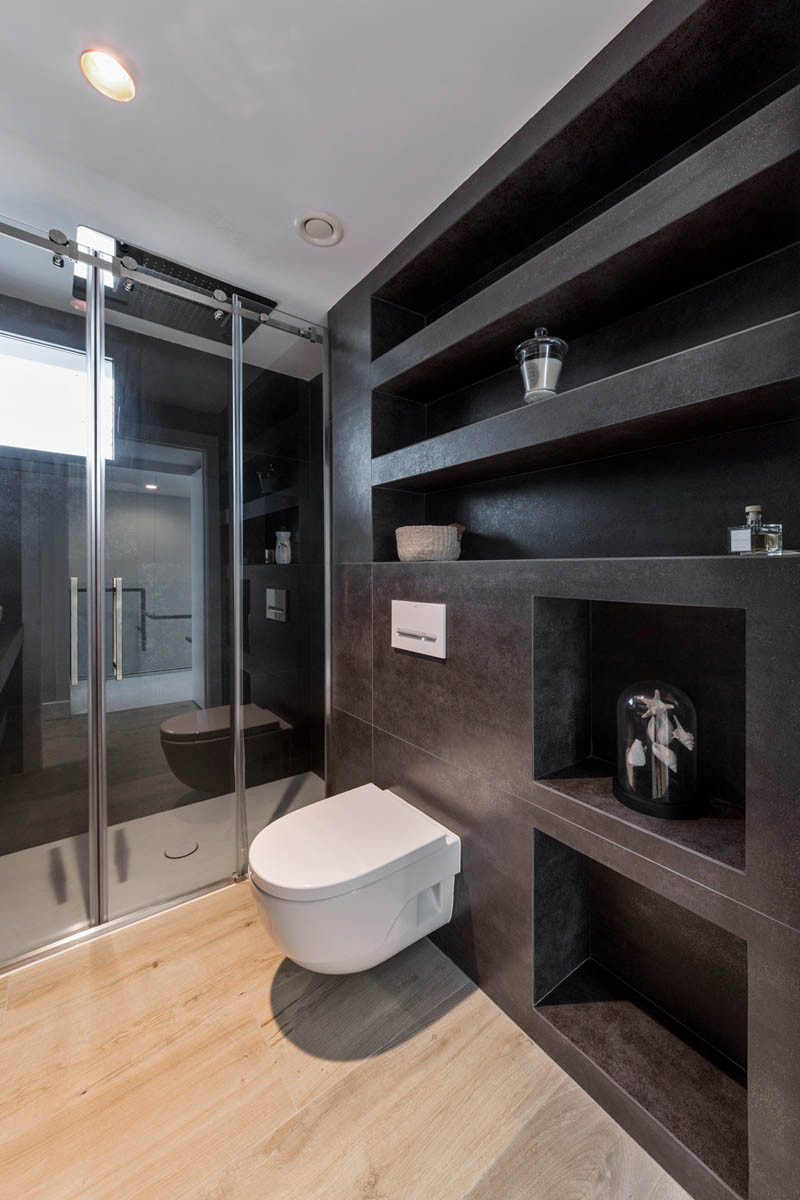 西班牙加的斯镇海滨别墅设计-35