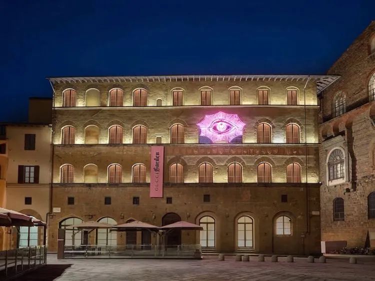 Gucci Garden 梦幻庄园,集艺术展览、精品店、餐厅于一体-11