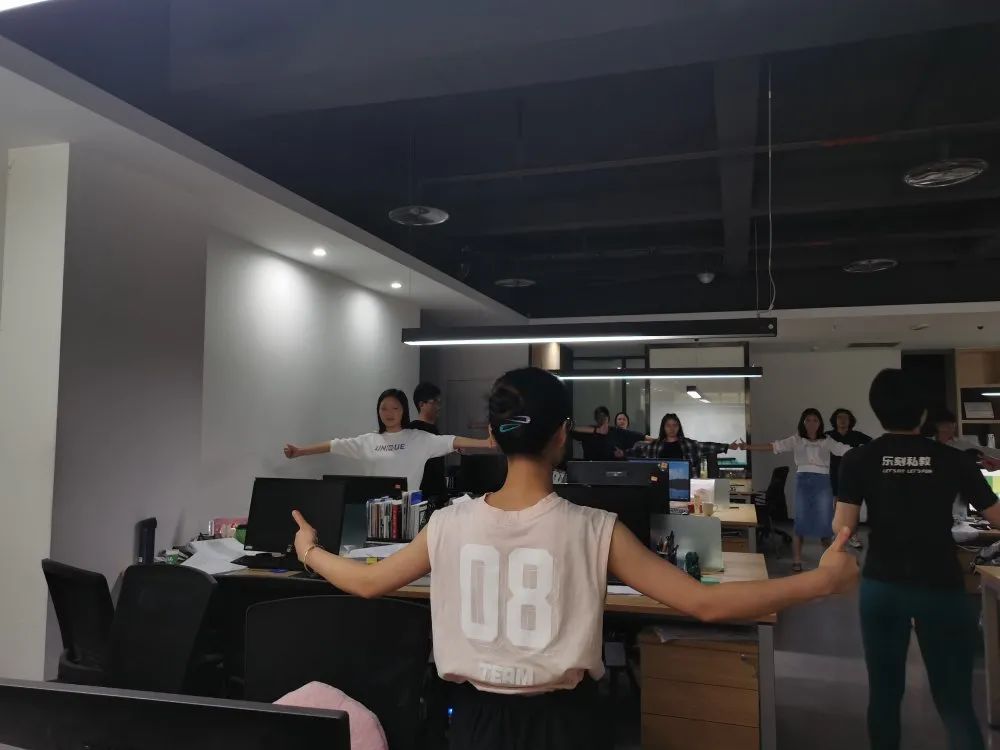 佳联秋意浓,运动健康共度中秋-39