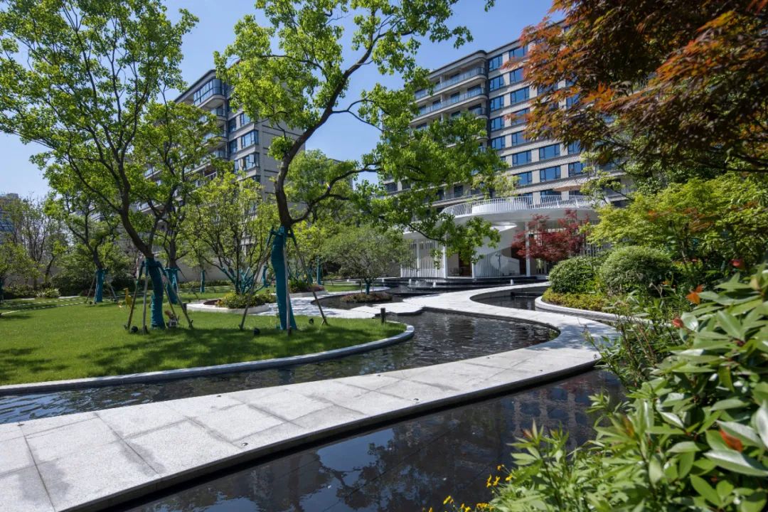 “ 光” 织水韵 | 城市喧嚣下的原乡栖居（大区）-38