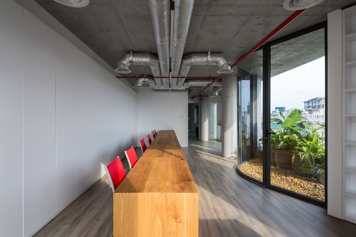 简约宁静的都市绿洲 | AHL Architects 打造 LLO 办公楼-31