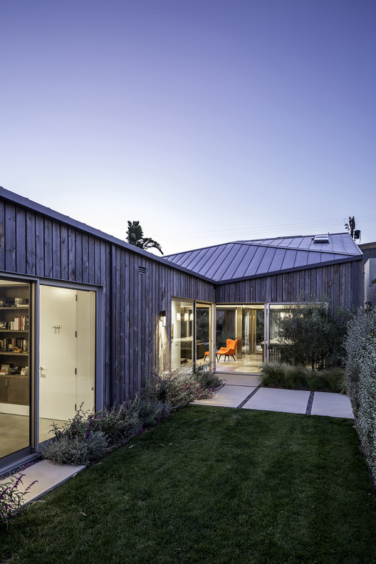 花双工复式 | 现代与乡村美学的和谐融合-2