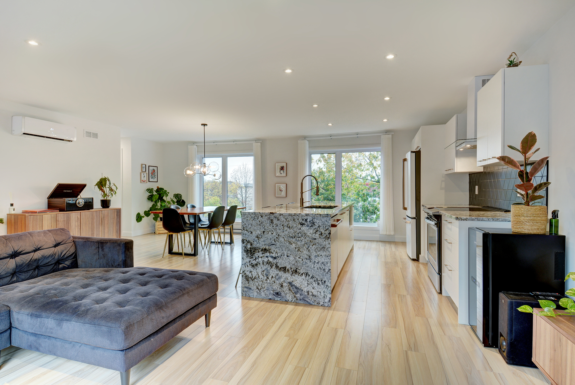 奥齐亚斯公寓丨加拿大魁北克丨Quinzhee Architecture-22