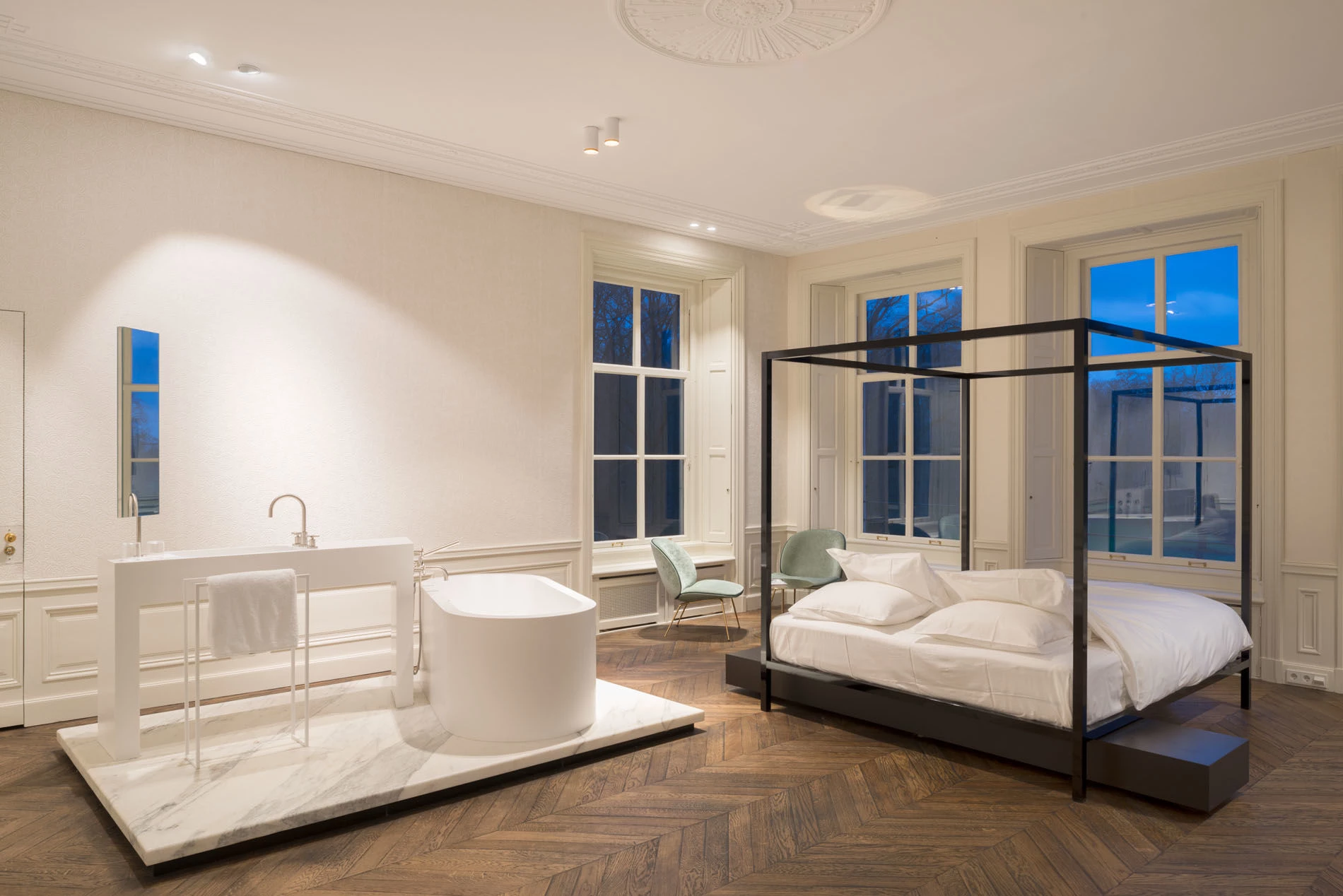 百年庄园的智能新生——荷兰 Parc Broekhuizen 酒店餐厅设计-15