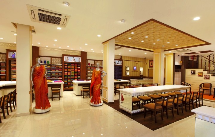 班加罗尔Thirumala Silks印度女装店面设计-3