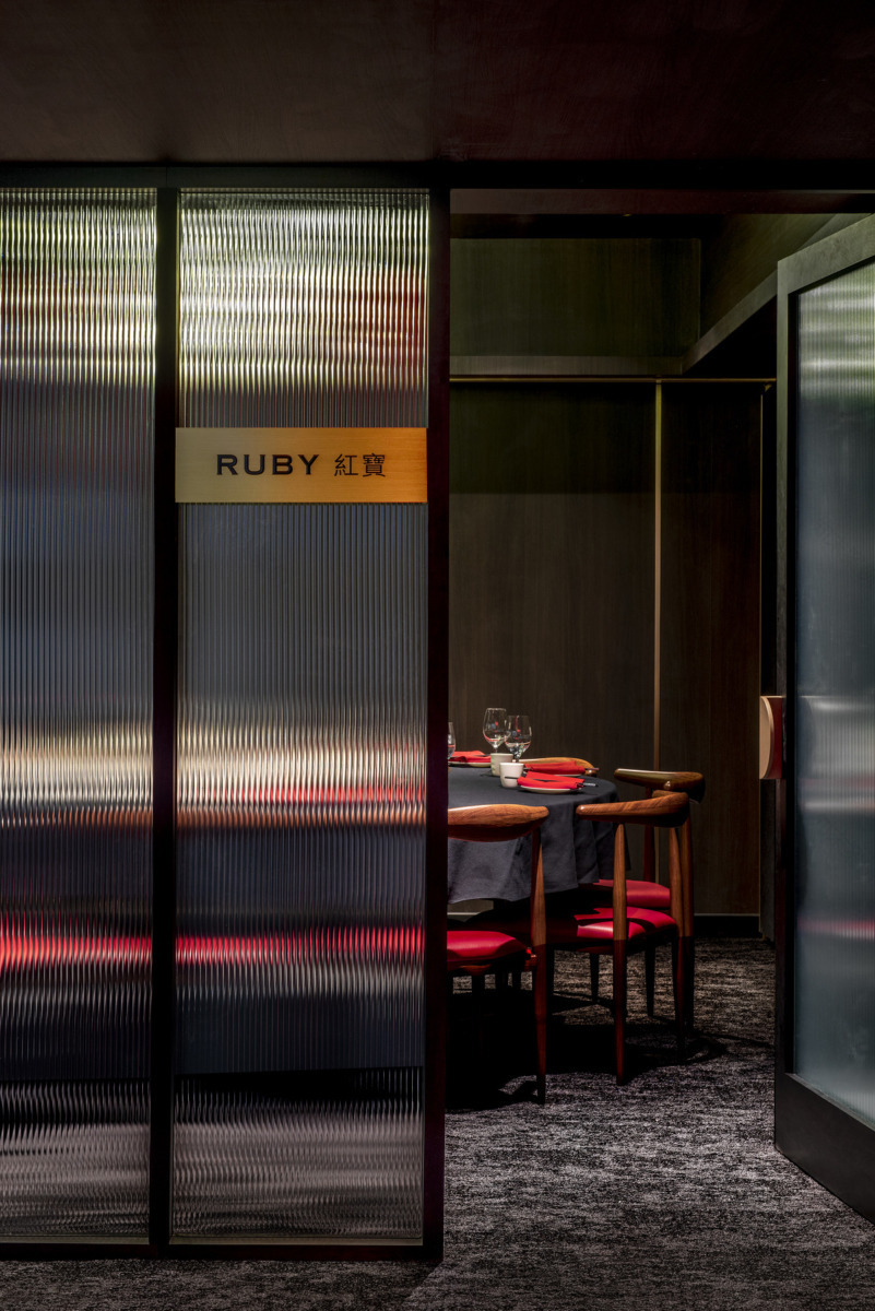 布里斯班菲尼克斯-19