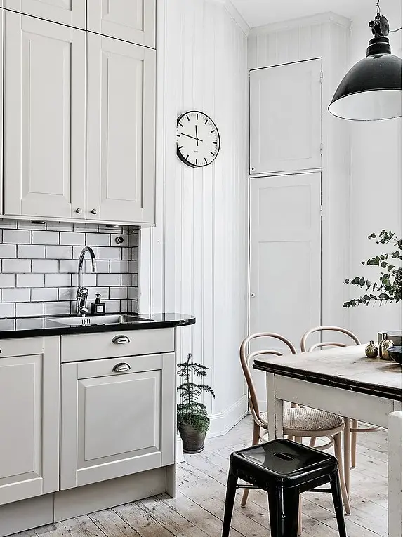 色彩墙的魔法，99 平米瑞典公寓新生-7