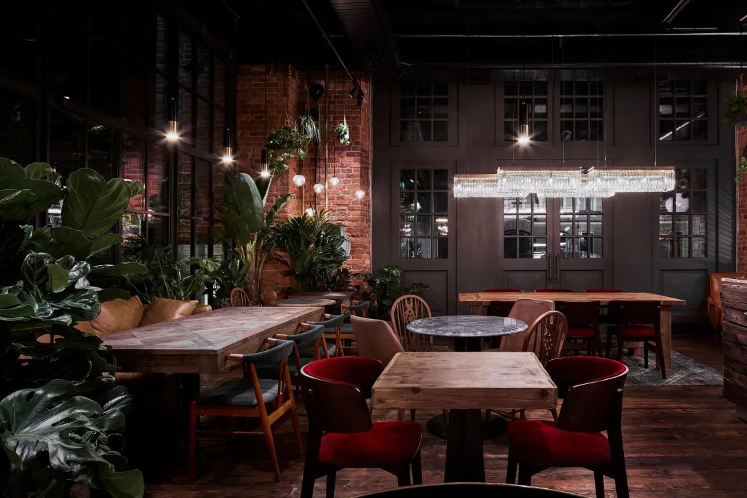 上世纪旧仓库爆改小酒馆，喝的不是酒，是历史的沉淀-6