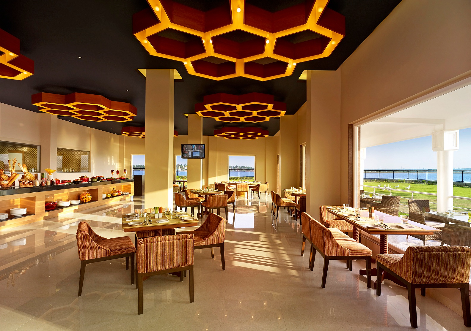 THE GATEWAY HOTEL LAKESIDE HUBLI-6