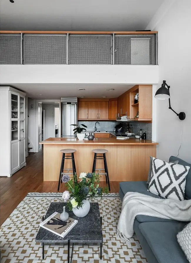 小户型巧用阁楼空间 打造明亮卧室-9