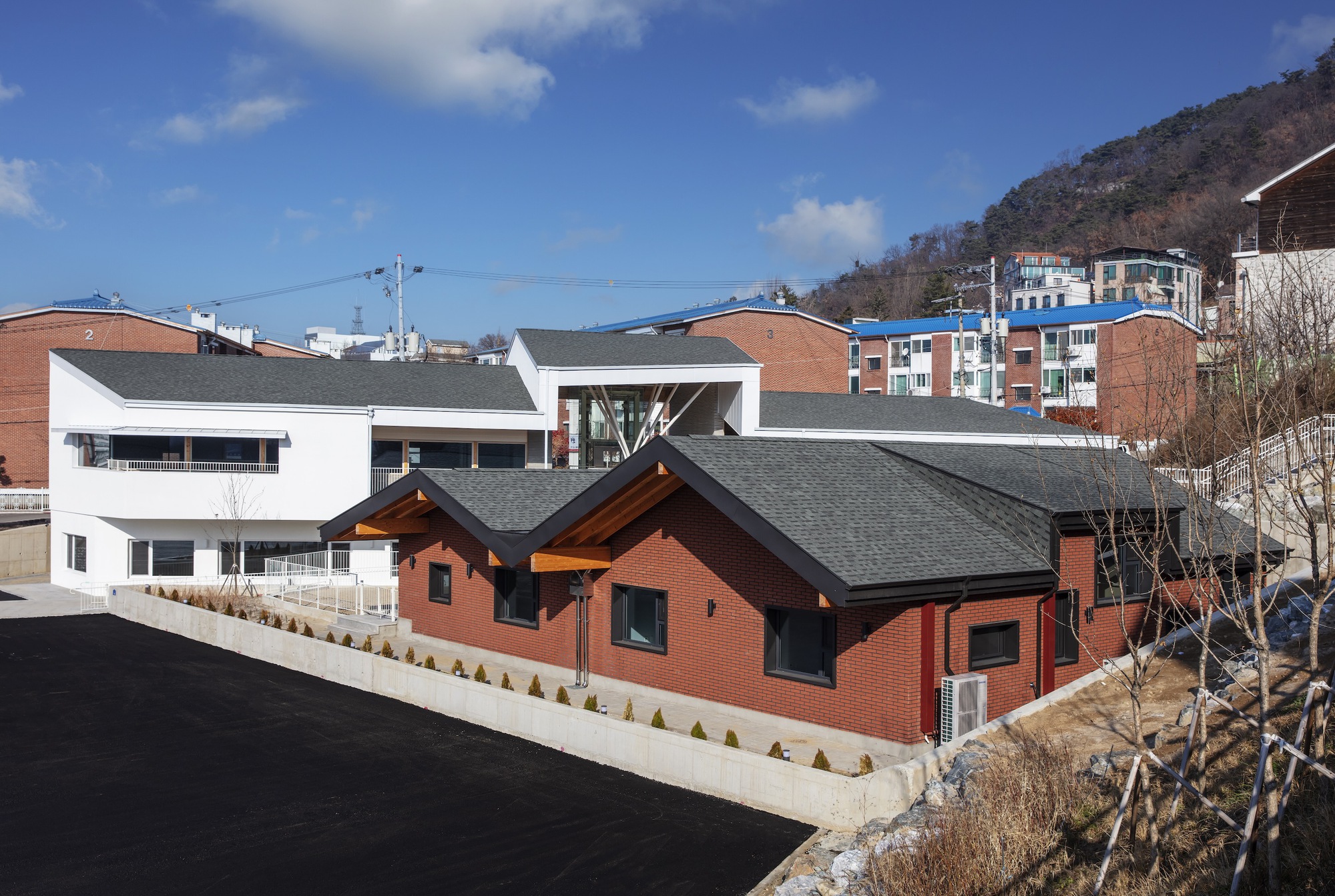 Gyodong 社区中心丨韩国春川市丨studiothewon-41