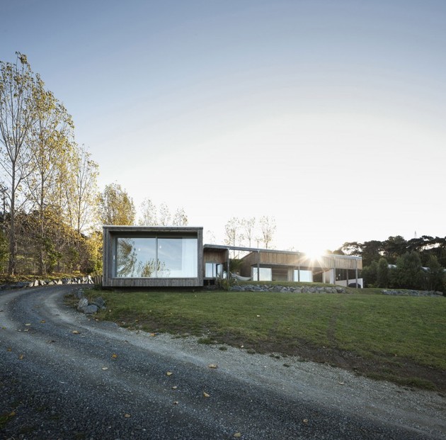 郊外木板包覆住宅项目,梦想中的自家住宅丨新西兰丨Glamuzina Paterson Architects-11