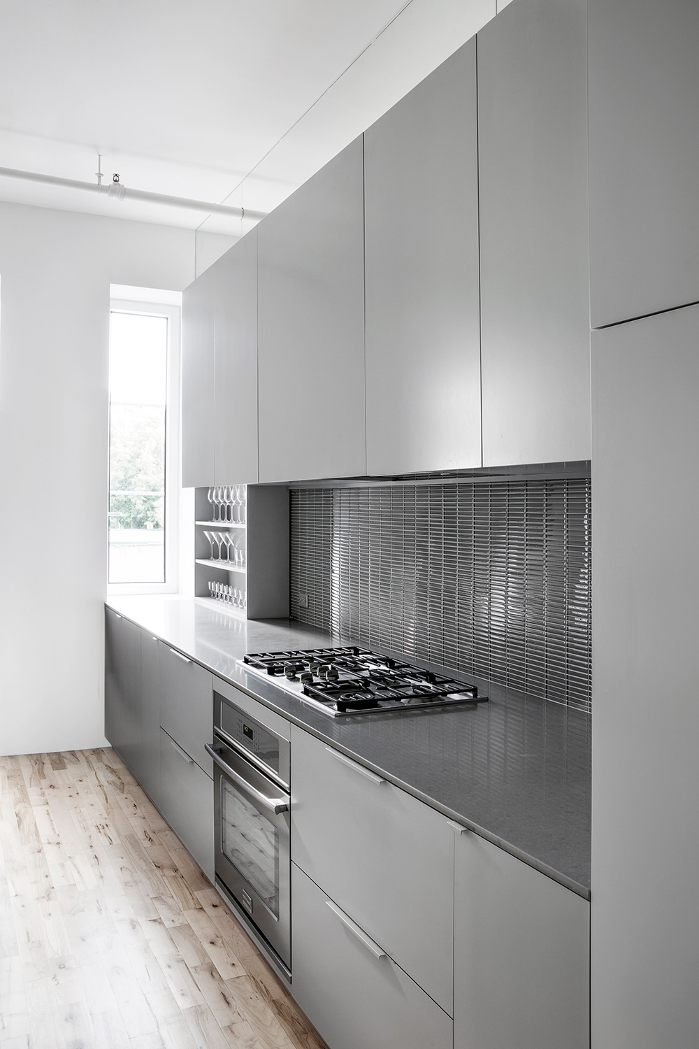 圣多米尼克广场（注：Espace常见有空间、广场等意思，这里结合St Dominique推测翻译为广场更合适，但因缺乏更多语境，可能与精准含义有偏差通常可根据实际场景进行准确判断，比如在法国当地某城市的特定地点，这就是更多背景信息辅助能精准判断意思否则空间亦有可能） 丨加拿大蒙特利尔丨Anne Sophie Goneau Design-46