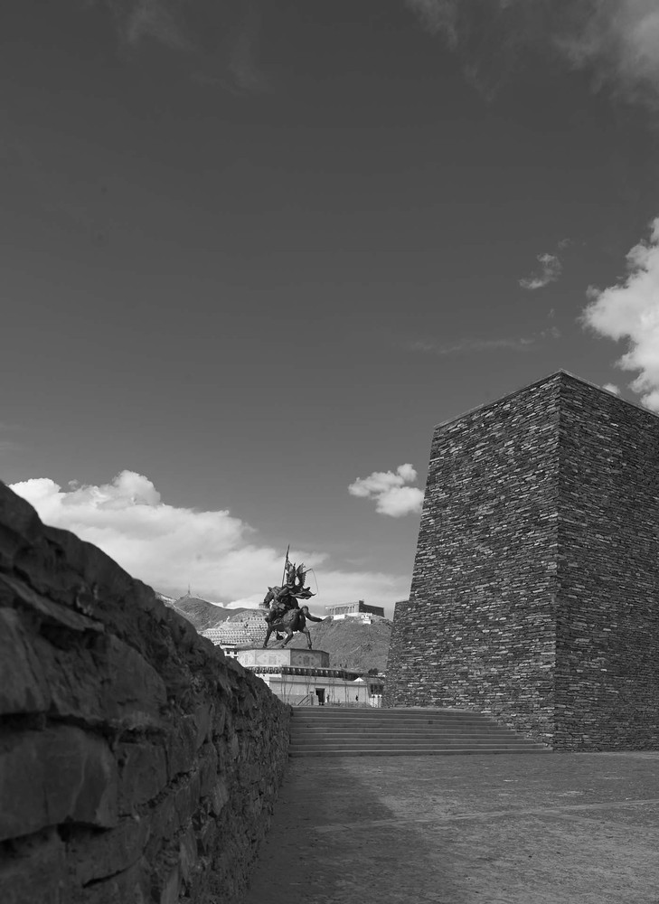 青海玉树 Gesar 广场-50