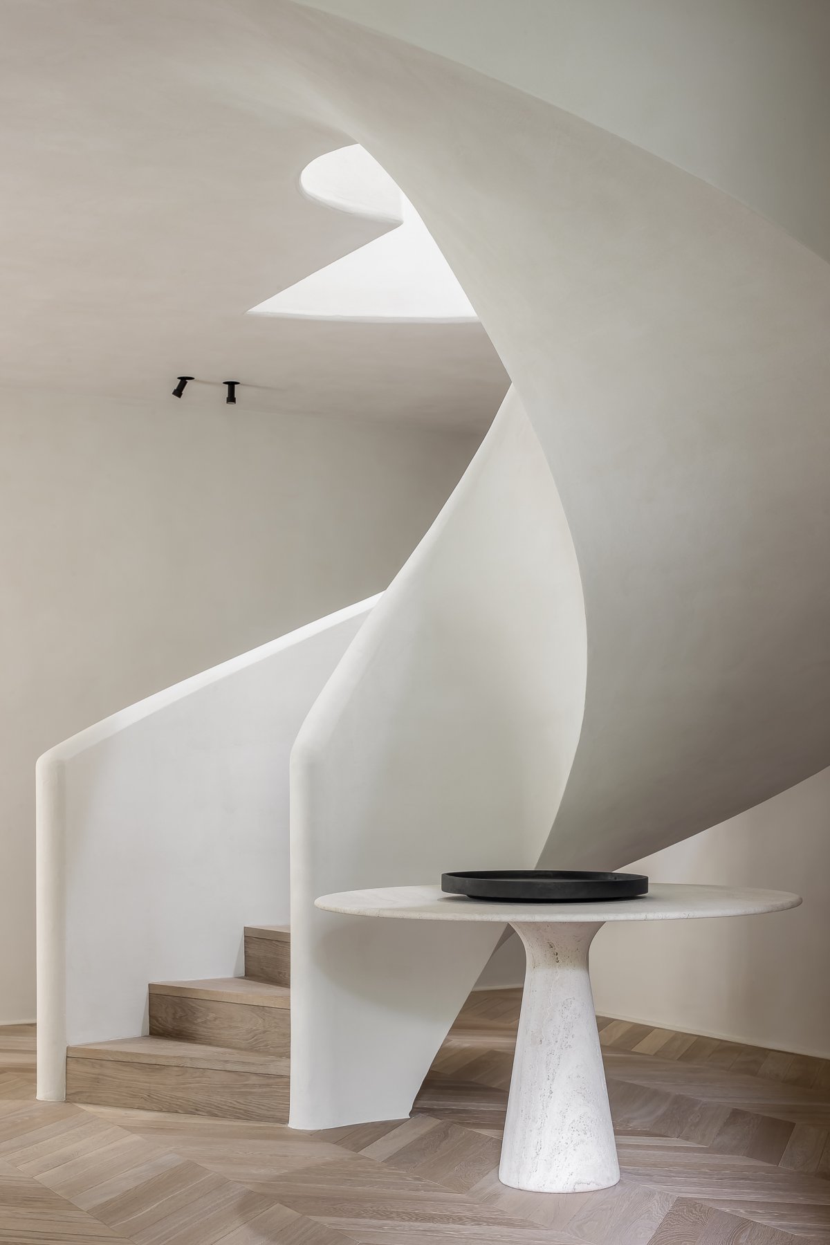 平衡内饰丨保加利亚鲁塞丨Nathalie Deboel-15