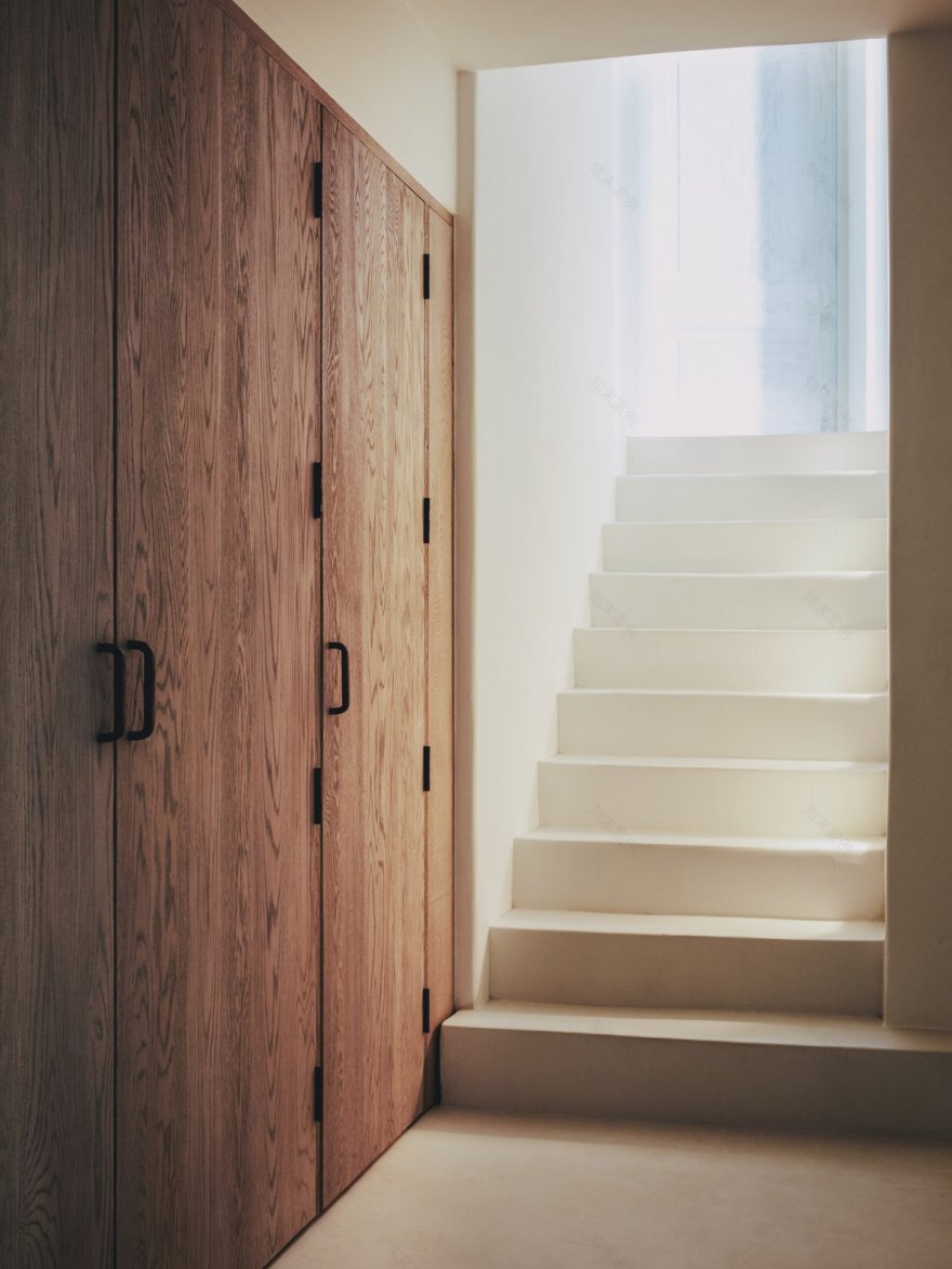 西班牙 Es Cubells 庄园修复丨伦敦室内设计师 Hollie Bowden-5