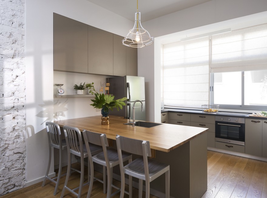 特拉维夫姐妹设计师打造的两套短期租赁公寓-22