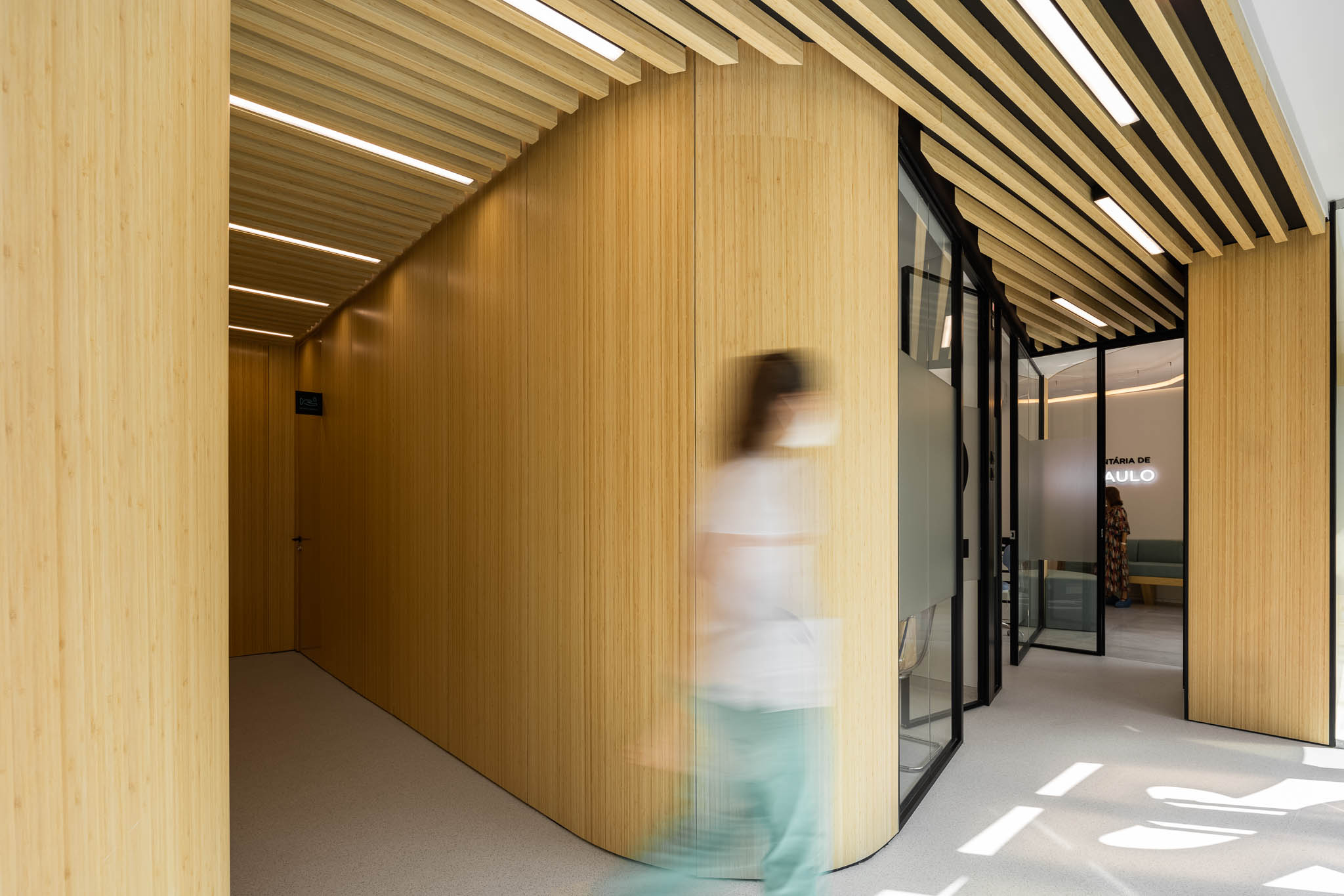 Clinica Dentária São Paulo 口腔医院丨Sabrab Architecture-39