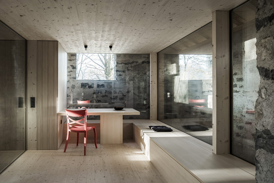 瑞士山间古宅变身为度假胜地-34