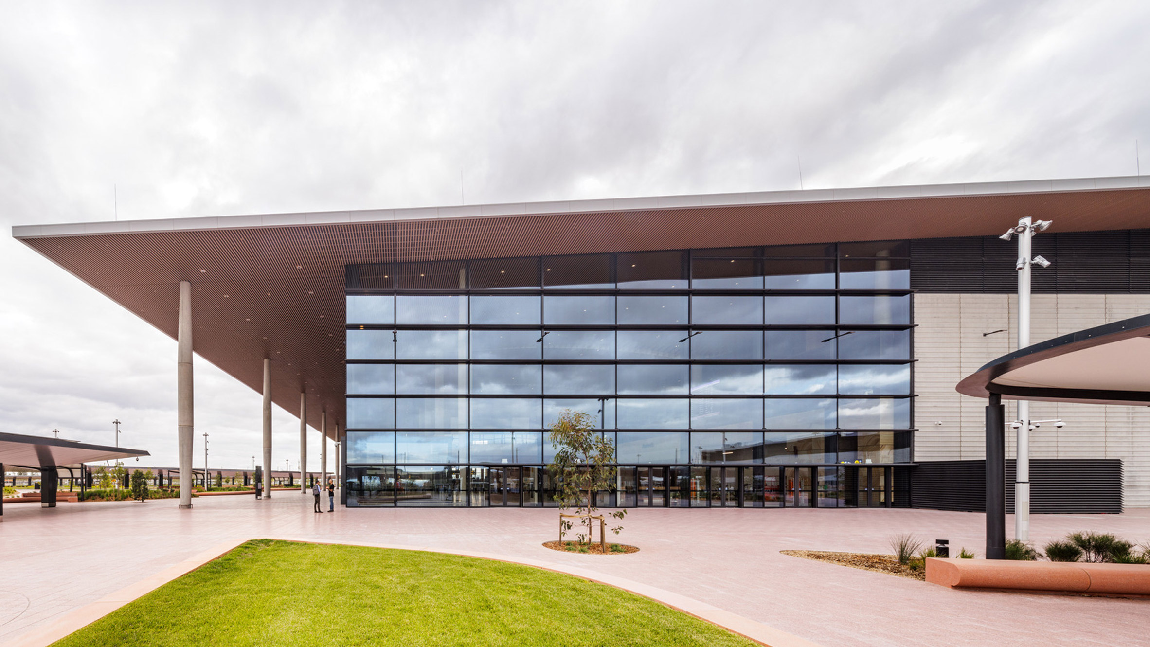 悉尼西部国际机场丨突尼斯巴杰丨扎哈·哈迪德建筑事务所,伍兹贝格,考克斯建筑事务所-0