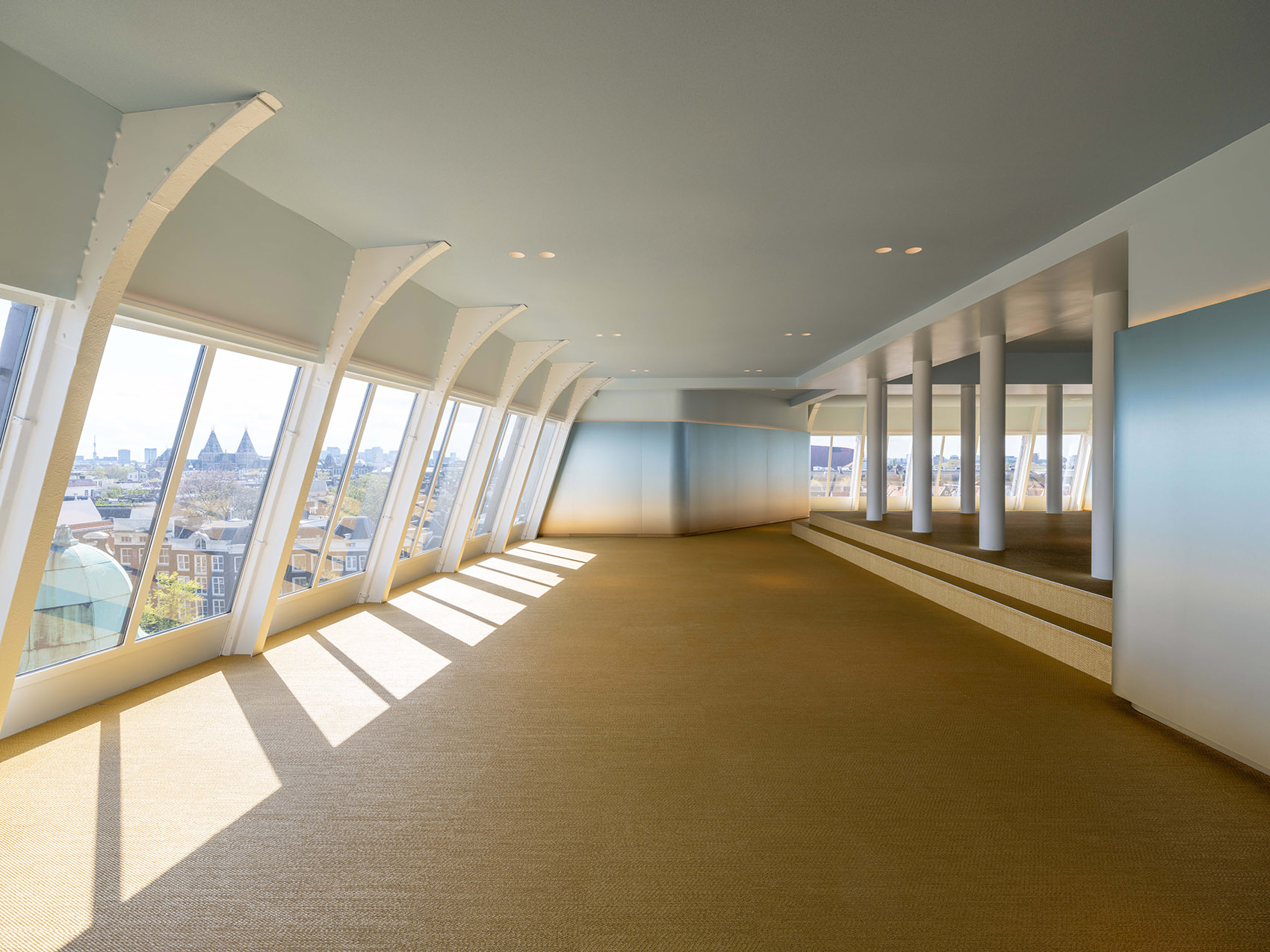 MVRDV打造欧洲规模最大的“蔚来中心”-40