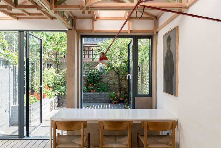 伦敦 60 年代钟楼住宅的现代改造-29