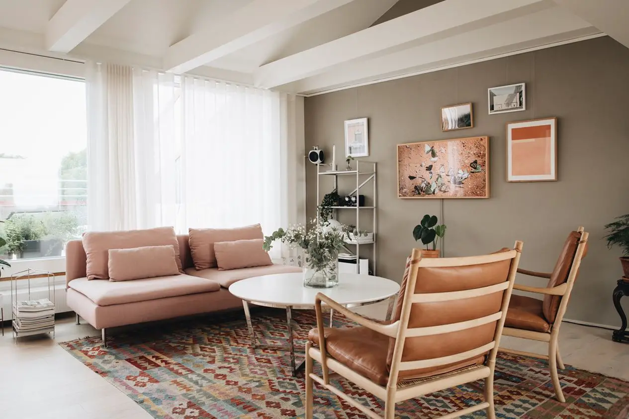 瑞典顶层复式公寓的露天阳台设计-6