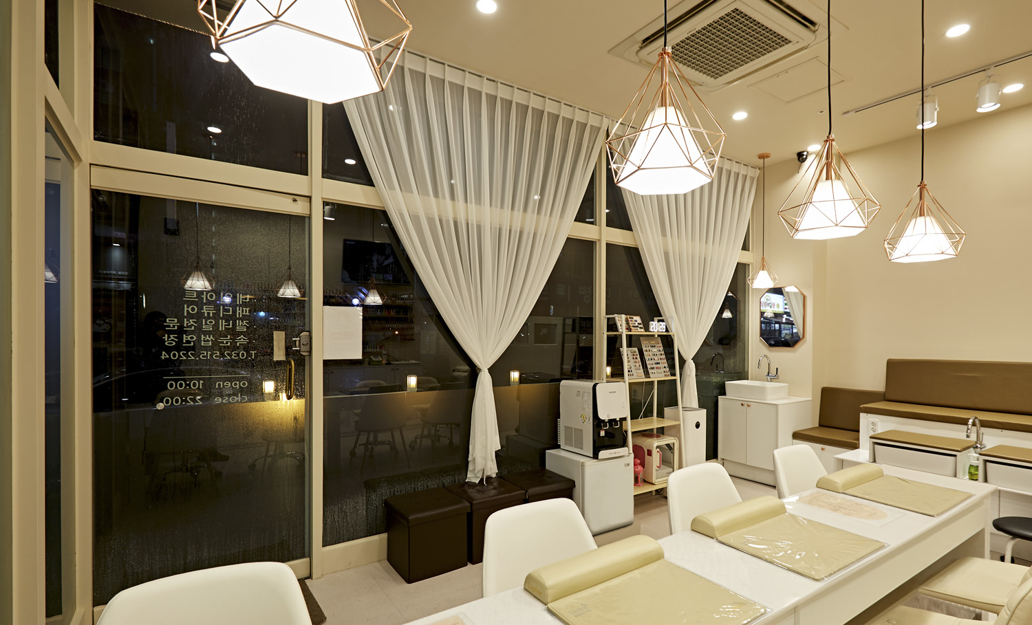 现代简约风小清新店铺设计-8