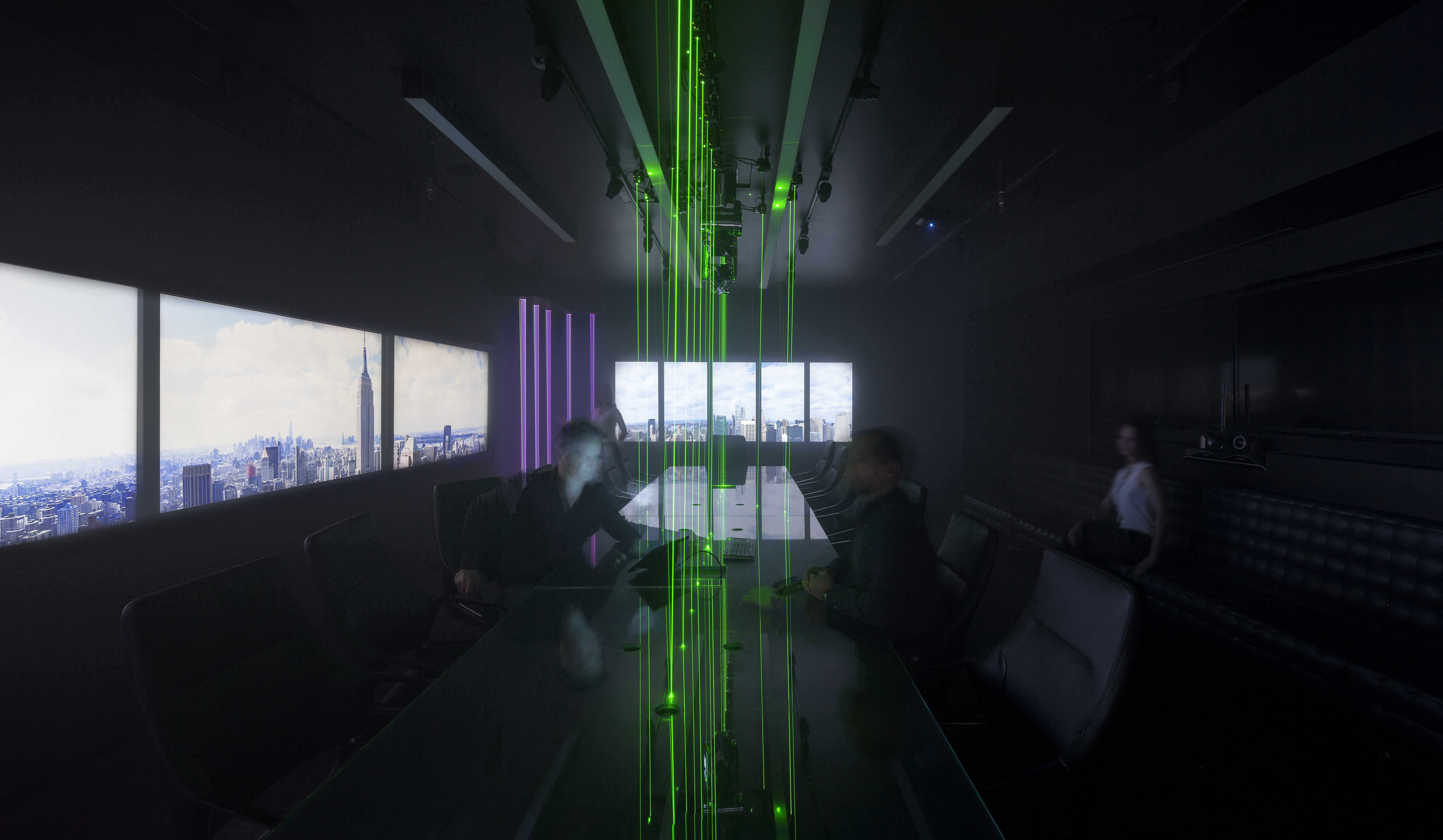 iHeartMedia 曼哈顿办公室的高科技工业风设计-12