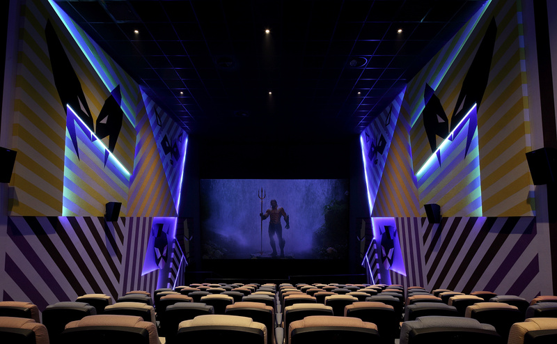 深圳雅宝CCP星河寰宇影城——六边形灰色古铜奢华空间-15