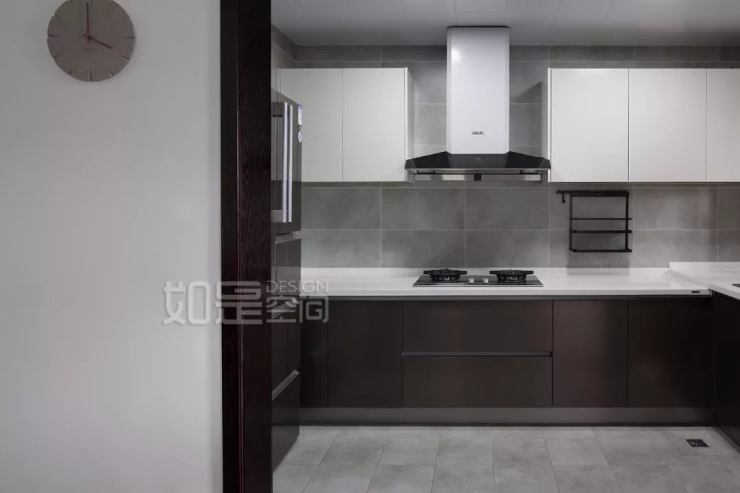 巧妙改动风水缺陷,打造 130 平现代套四双卫家居-33