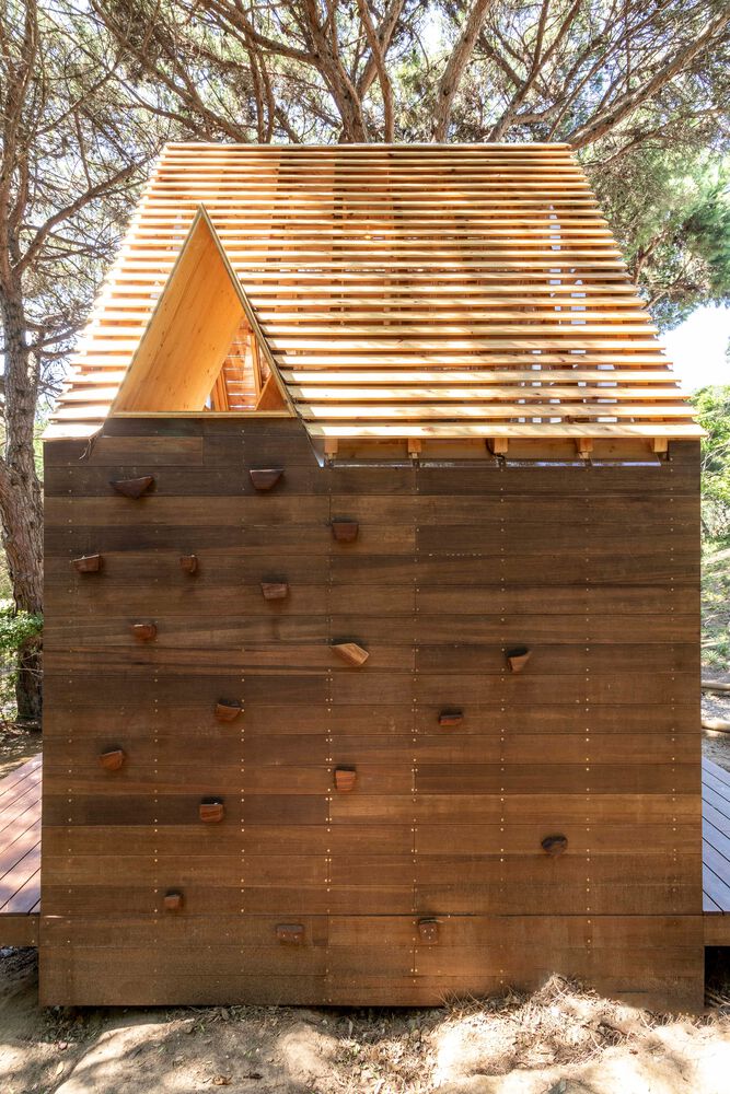 悬浮的木质雕像丨Patina Garden Studio-21