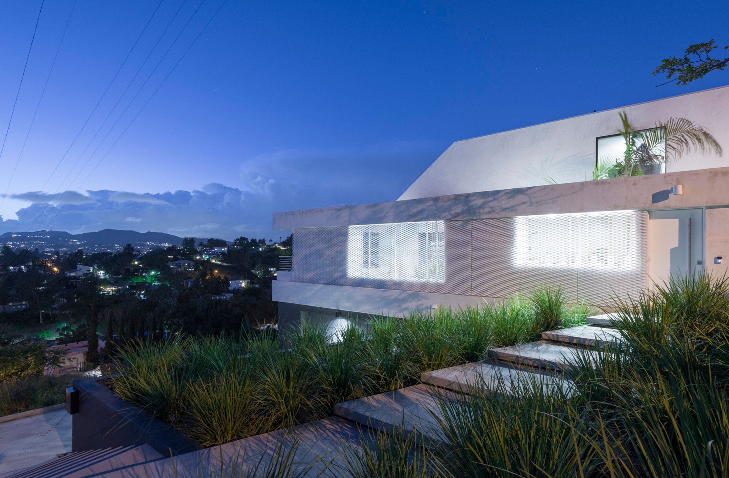 Tino Schaedler takes cues from movie sets for his LA family home-4