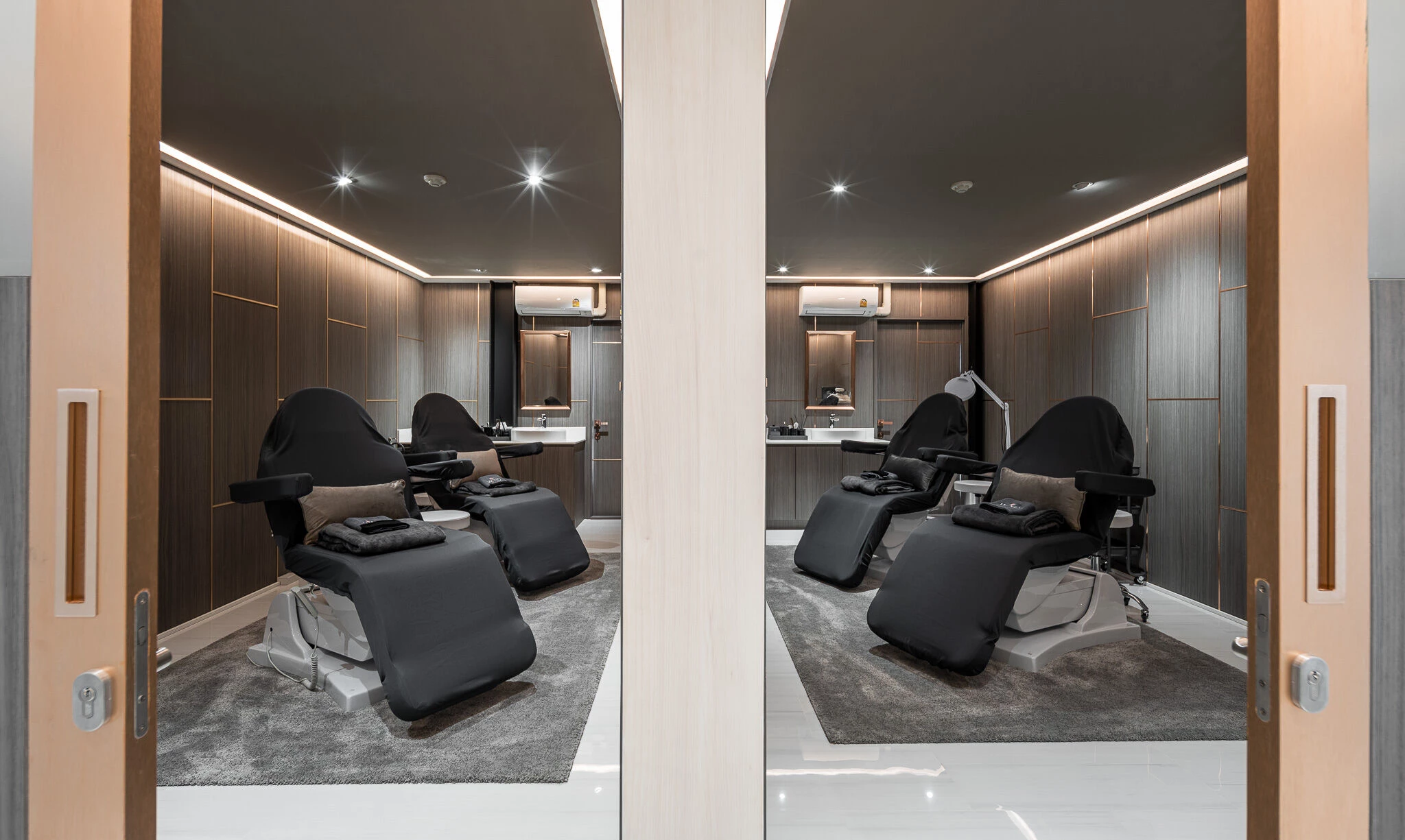 风诊所丨泰国乌汶丨SUTEARCHITECT-9