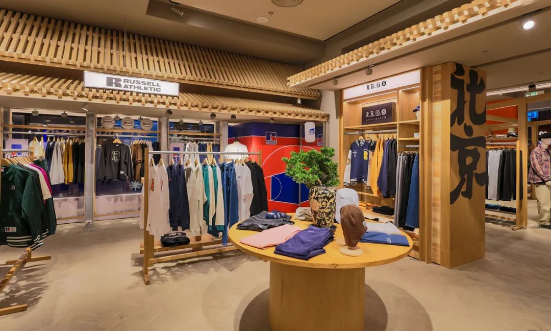 i·t blue block 三里屯太古里全新概念店丨中国北京丨三里屯太古里与 moss.建筑事务所,I.T 集团-5