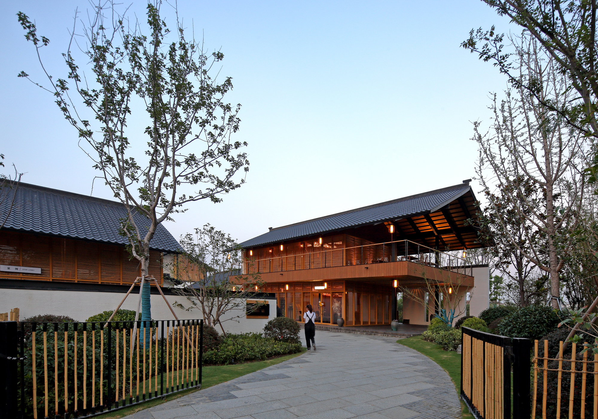 Land·Based Rationalism D·R·C丨教育建筑丨Zhujiadian B&B School-19