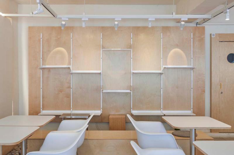 20 平米温馨甜品咖啡厅，打造温暖空间-4