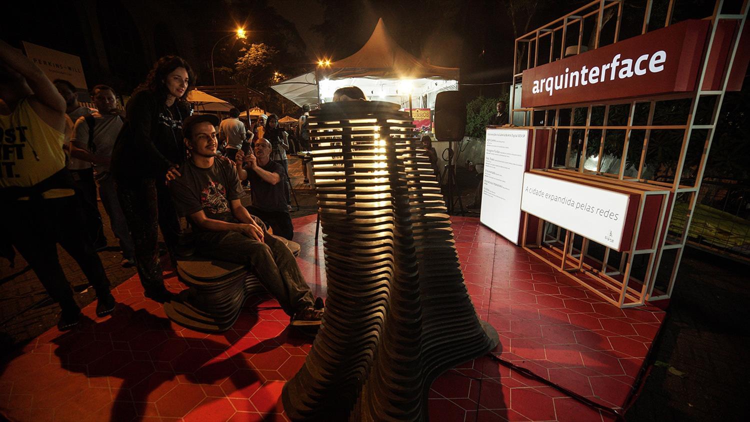 色彩情绪互动艺术空间——Guto Requena 的“Eu Estou”-3