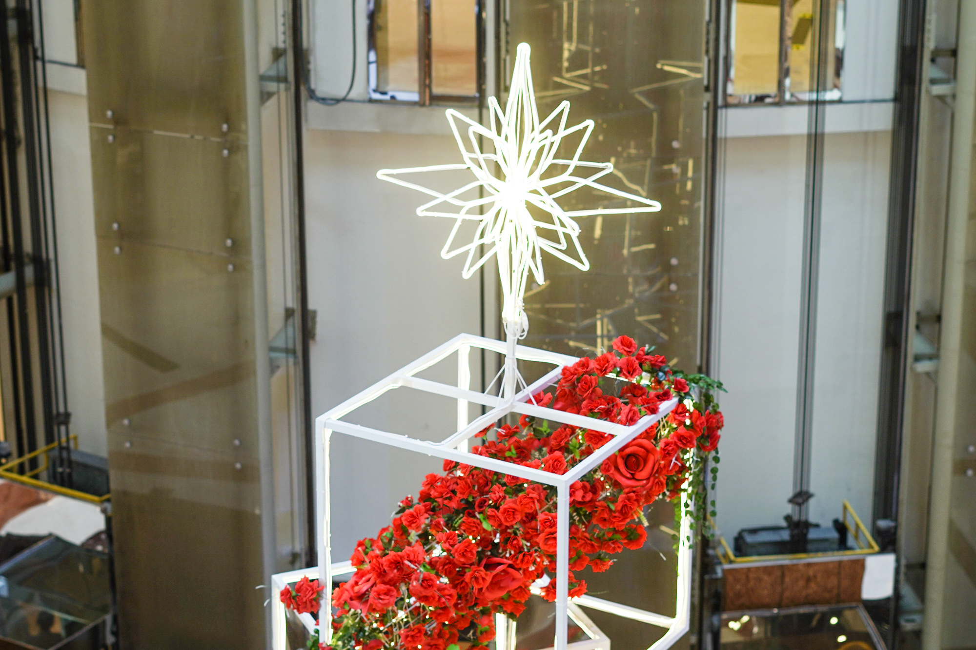 Petals Of Hope - Xmas VM Mall Decor Installation-7