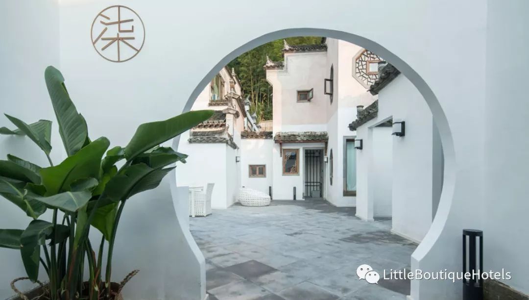 诗莉莉泛蜜月·青梅学社 | 8000㎡徽派园林中的浪漫温泉度假空间-20