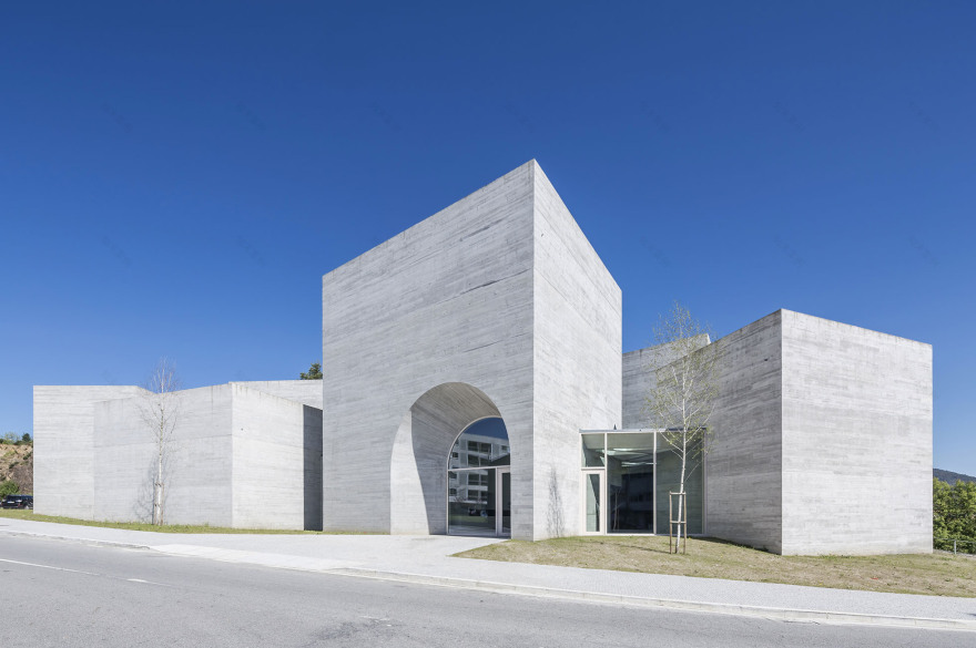 Interpretation Centre of Romanesque Spaceworkers-12