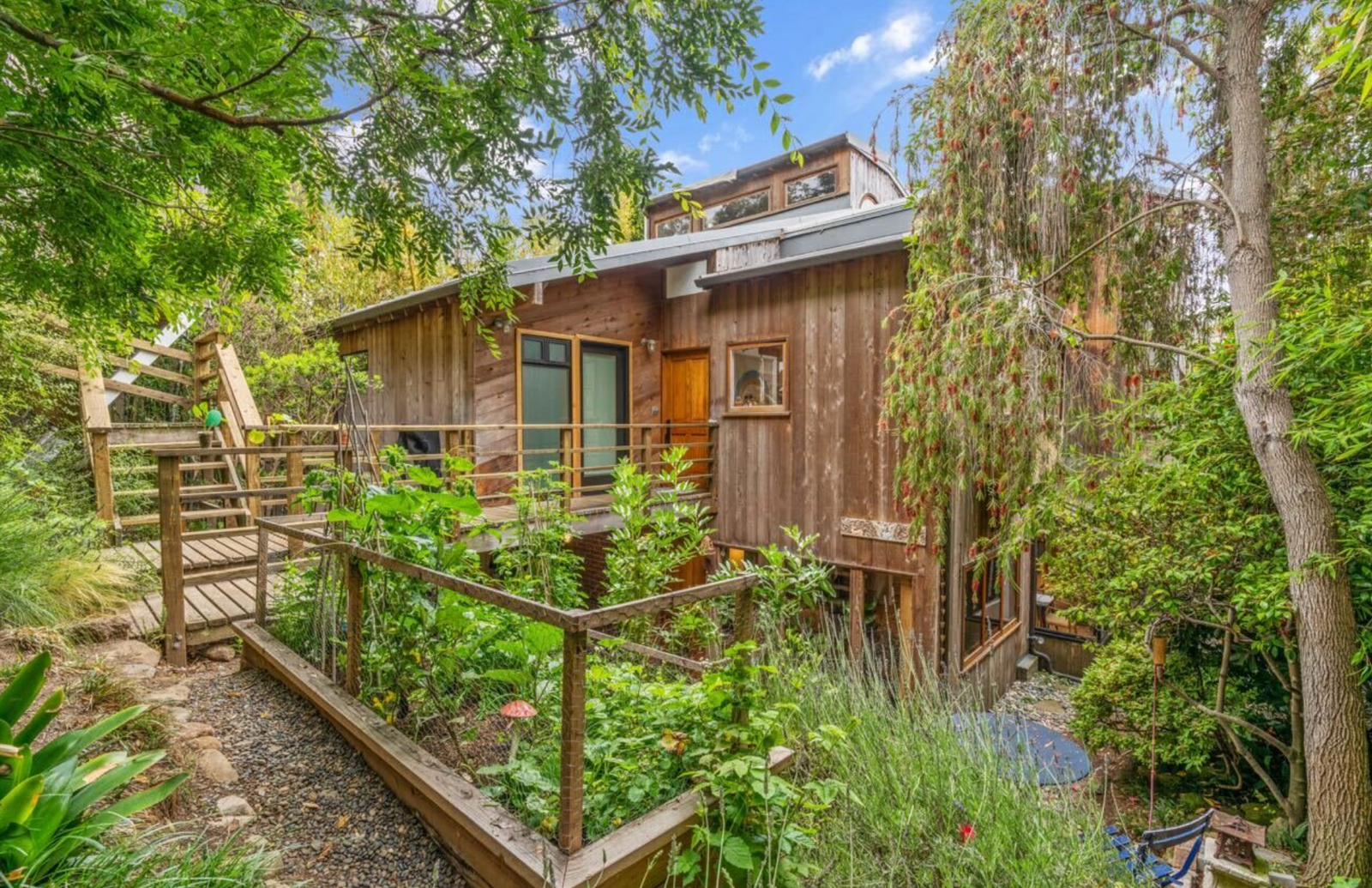 A piece of Santa Monica ‘evotecture’ hits the market for $3.8m - The Spaces-5