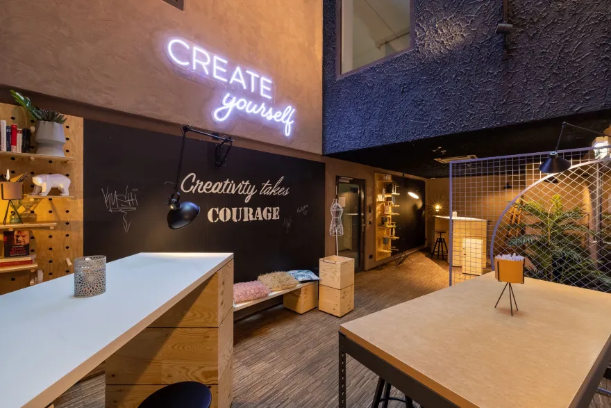 维也纳 YOUNIQ Vienna TrIIIple丨奥地利维也纳丨Söhne and Partner Architects-17